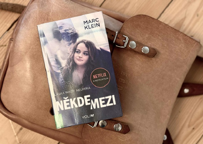 kniha Někde mezi | Marc Klein, žánr Yong Adult, knihovna Jihlava